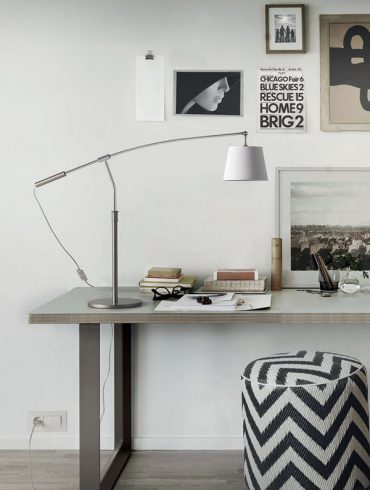 Lobby Desk Lamp Design by Massmi_4384