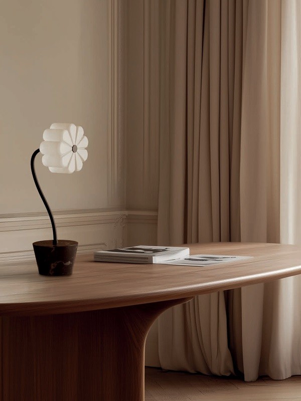 Flow Table Lamp_Pic